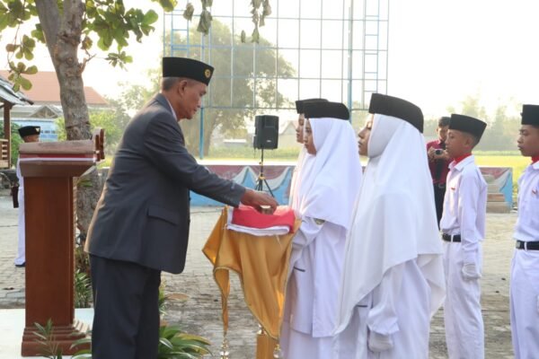PRM Lerankulon Gelar Upacara HUT ke-81 RI, Ketua Dikdasmen PNF PDM Tuban Jadi Inspektur